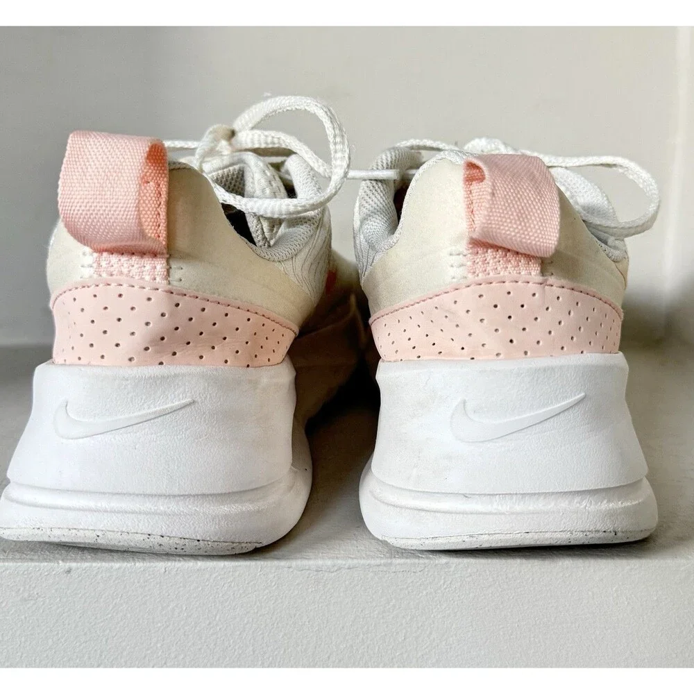 Woman's Athleisure Nike Air Max Nuaxis Sneaker Size 8 Cream White Peach
